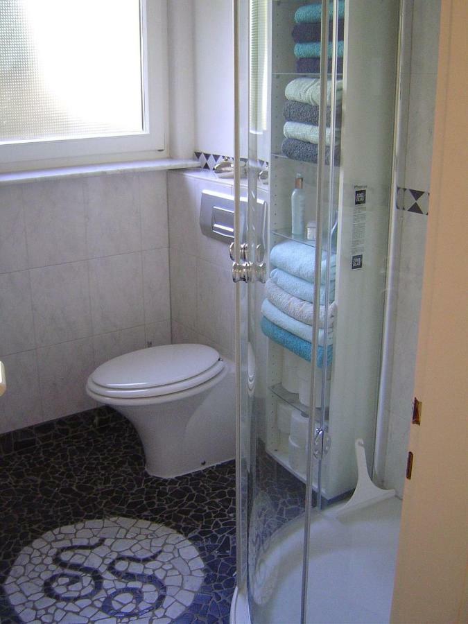 Ferienwohnung In Бонн Екстер'єр фото
