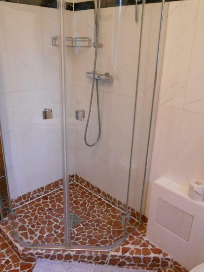 Ferienwohnung In Бонн Екстер'єр фото